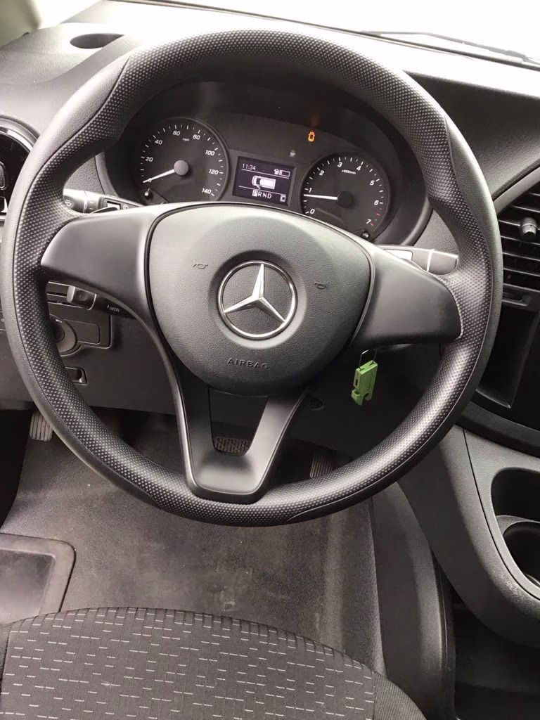 2022 White Mercedes-Benz Metris Cargo RWD Van