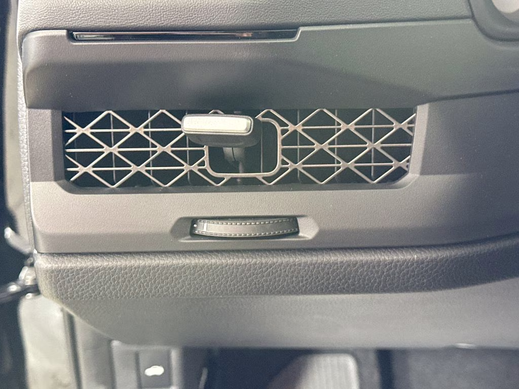 2026 Crystal Black Pearl Honda Accord SE FWD Sedan