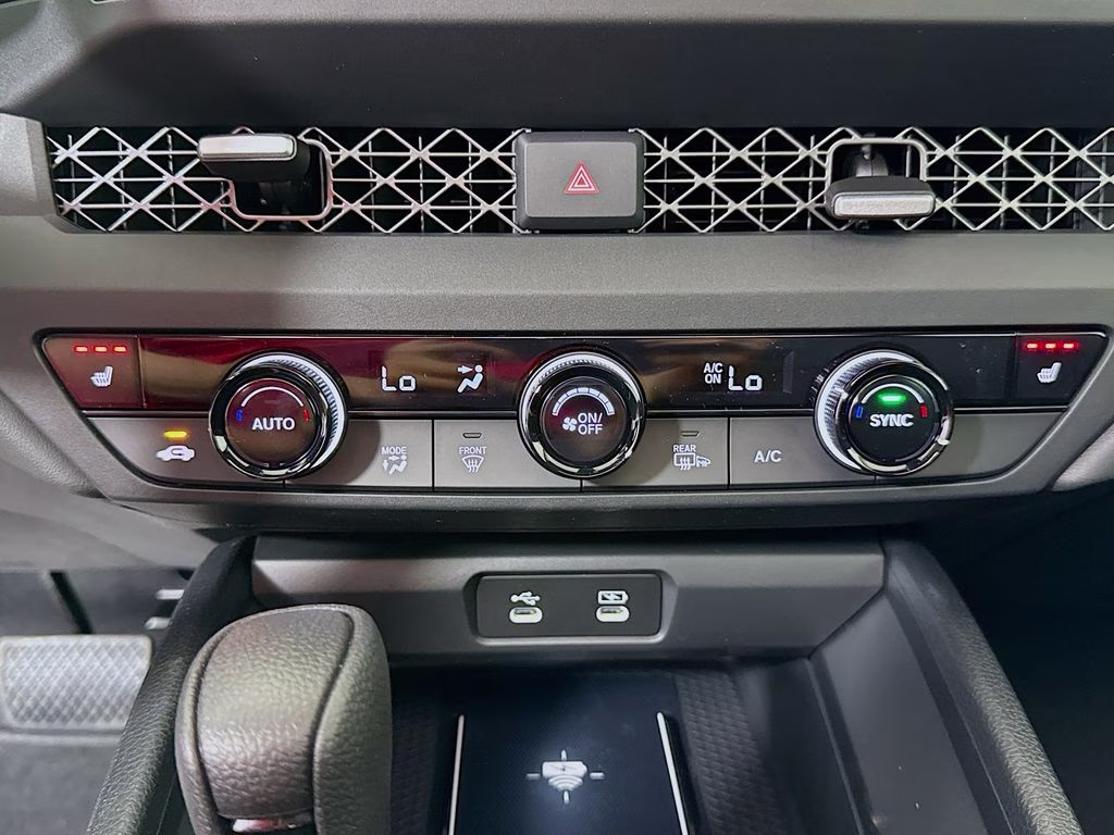 2026 Crystal Black Pearl Honda Accord SE FWD Sedan