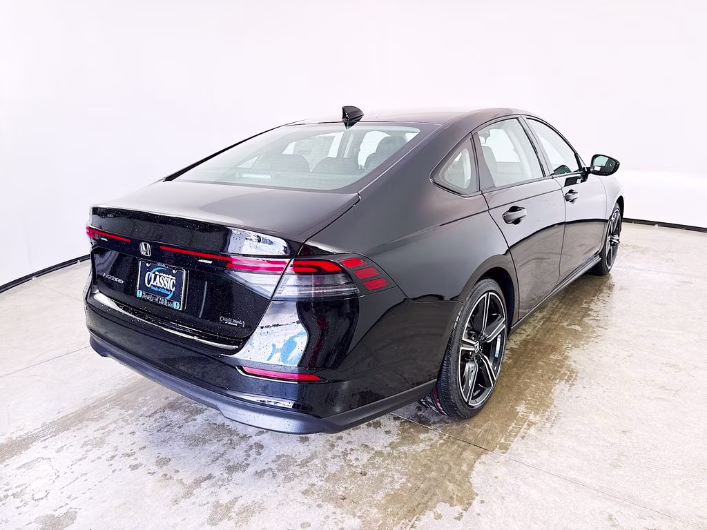 2026 Crystal Black Pearl Honda Accord SE FWD Sedan