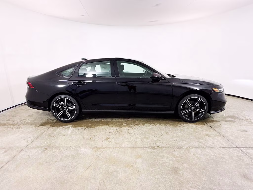 2026 Crystal Black Pearl Honda Accord SE FWD Sedan