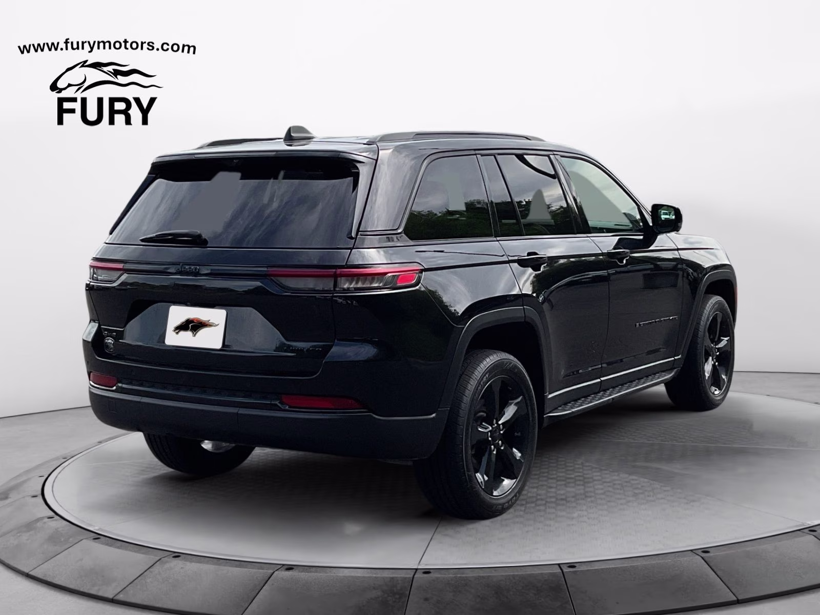 2024 Diamond Black Crystal Pearlcoat Jeep Grand Cherokee Limited 4X4 SUV