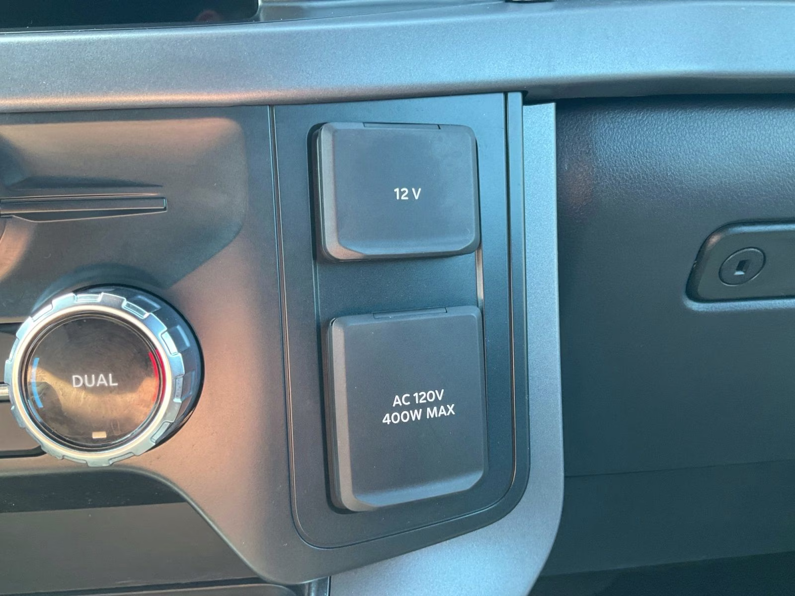 2025 White Ford F-150 XLT 4X4 Truck