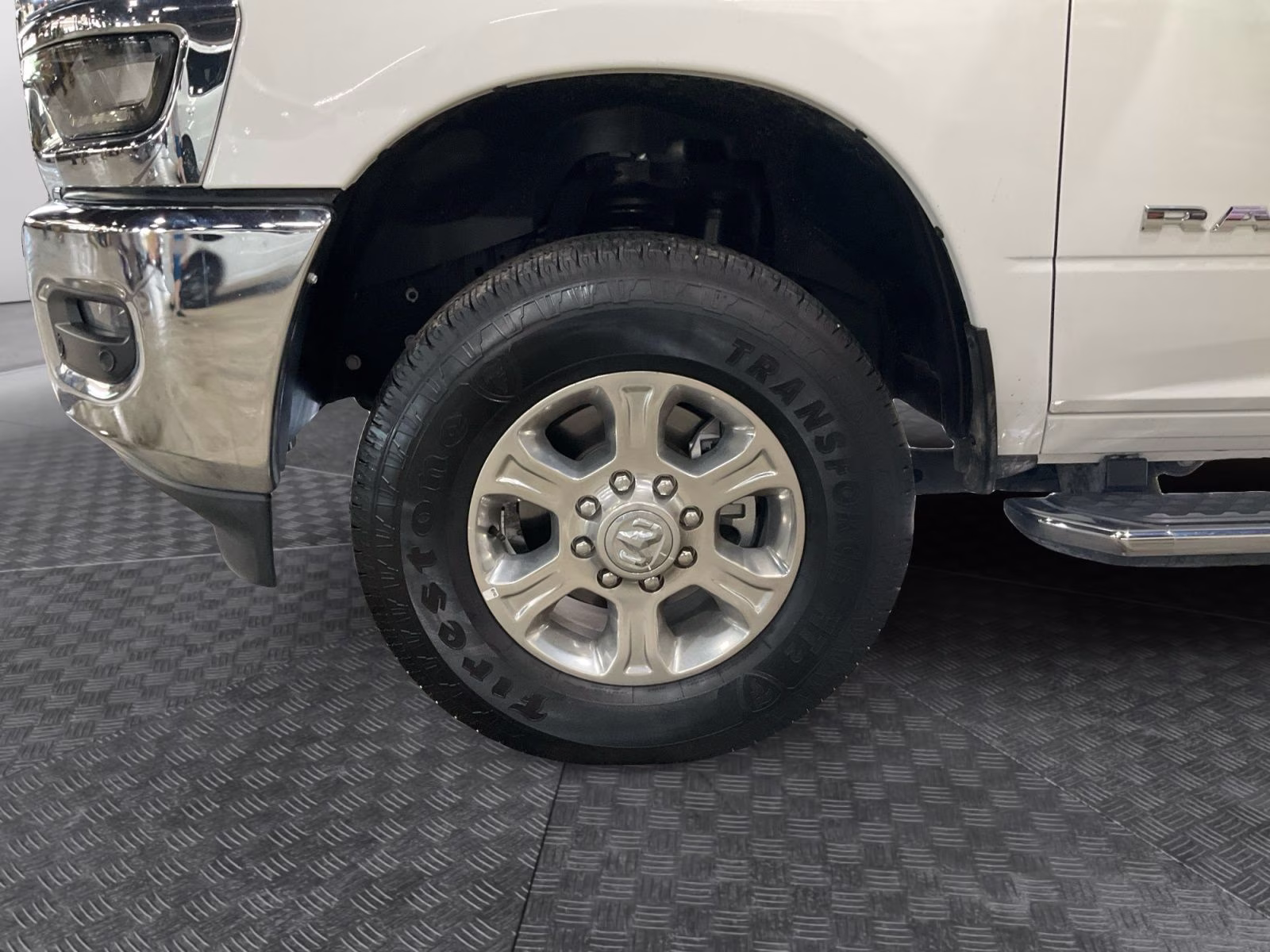 2025 Bright White Clearcoat Ram 2500 Big Horn 4X4 Truck
