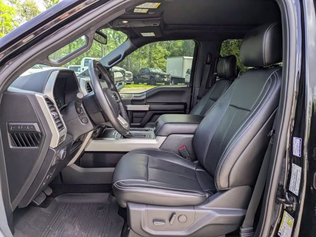 2020 Black Metallic Ford F-150 LARIAT 4X4 Truck