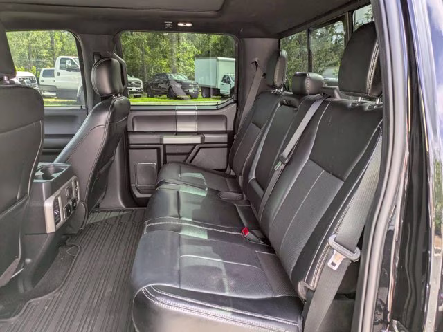 2020 Black Metallic Ford F-150 LARIAT 4X4 Truck