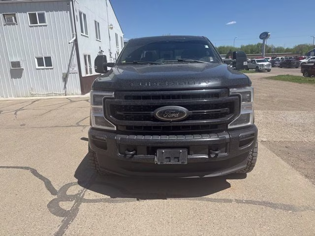 2022 Black Ford Super Duty F-350 SRW Lariat 4X4 Truck