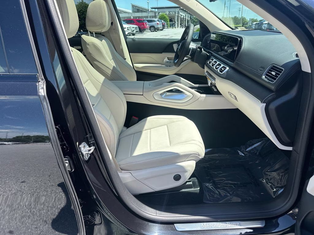 2026 Black Mercedes-Benz GLS GLS 450 AWD SUV