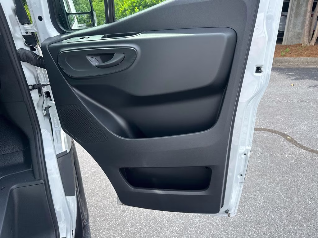 2025 Arctic Mercedes-Benz Sprinter 2500 Cargo 170 WB RWD Van
