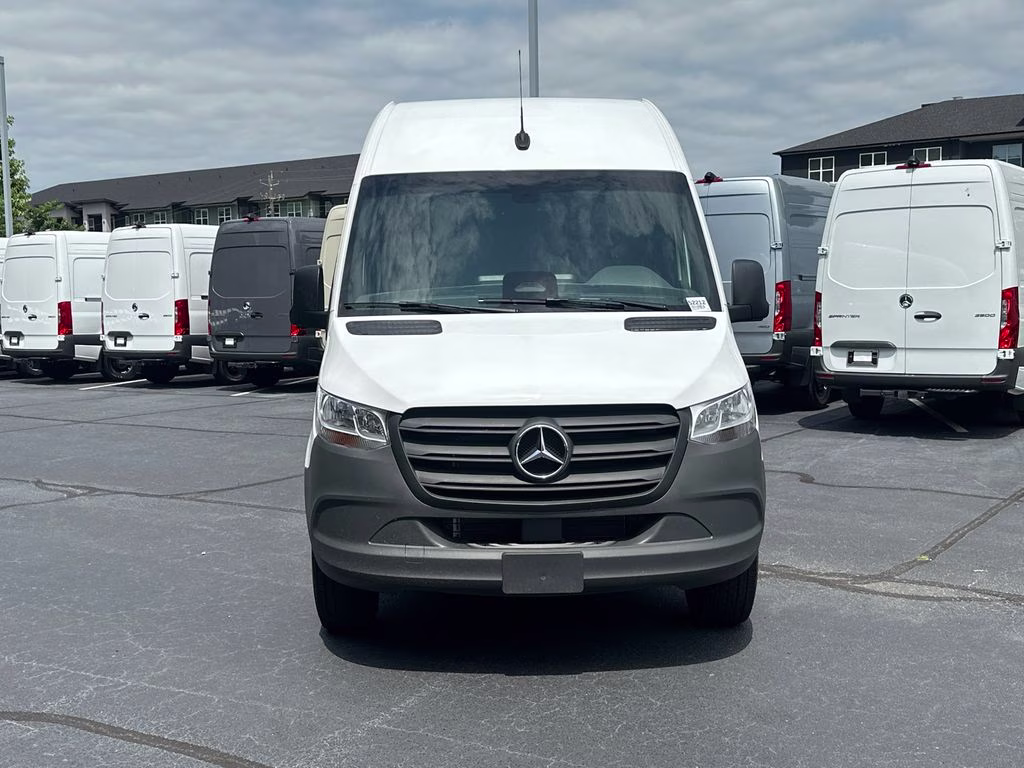 2025 Arctic Mercedes-Benz Sprinter 2500 Cargo 170 WB RWD Van