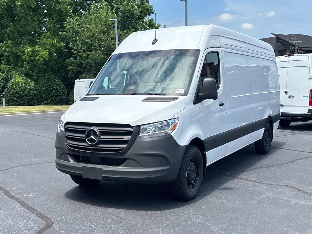 2026 Arctic Mercedes-Benz Sprinter 2500 Cargo 170 WB RWD Van
