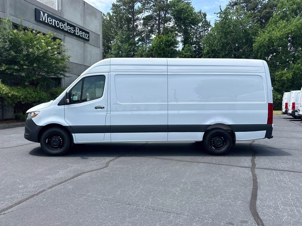 2026 Arctic Mercedes-Benz Sprinter 2500 Cargo 170 WB RWD Van