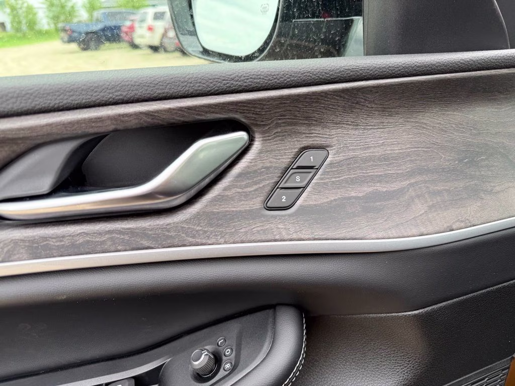2026 Copper Shino Metallic Clearcoat Jeep Grand Cherokee L Limited 4X4 SUV