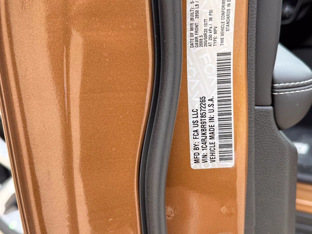 2026 Copper Shino Metallic Clearcoat Jeep Grand Cherokee L Limited 4X4 SUV