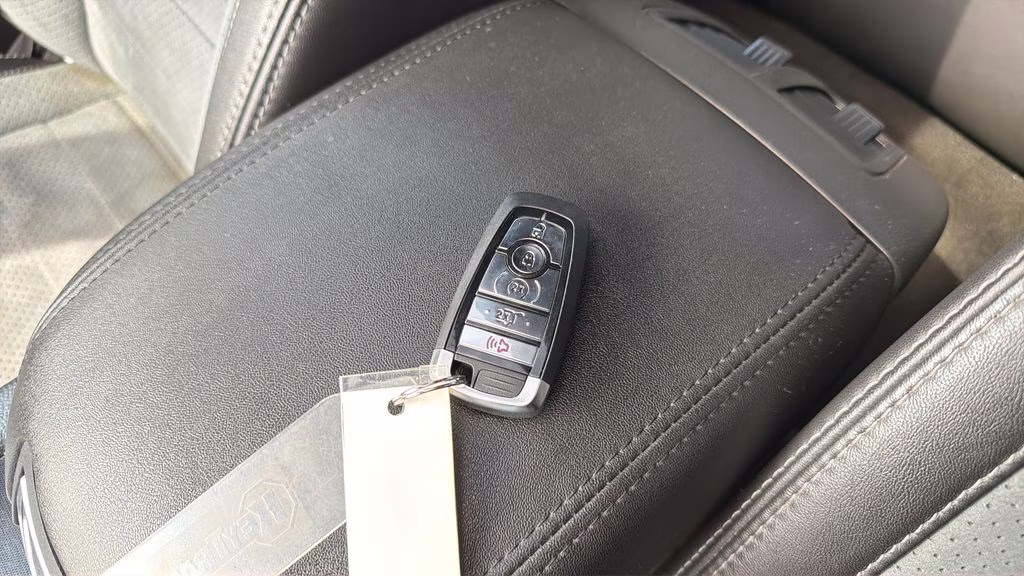 2015 Silver Ford Taurus SHO AWD Sedan