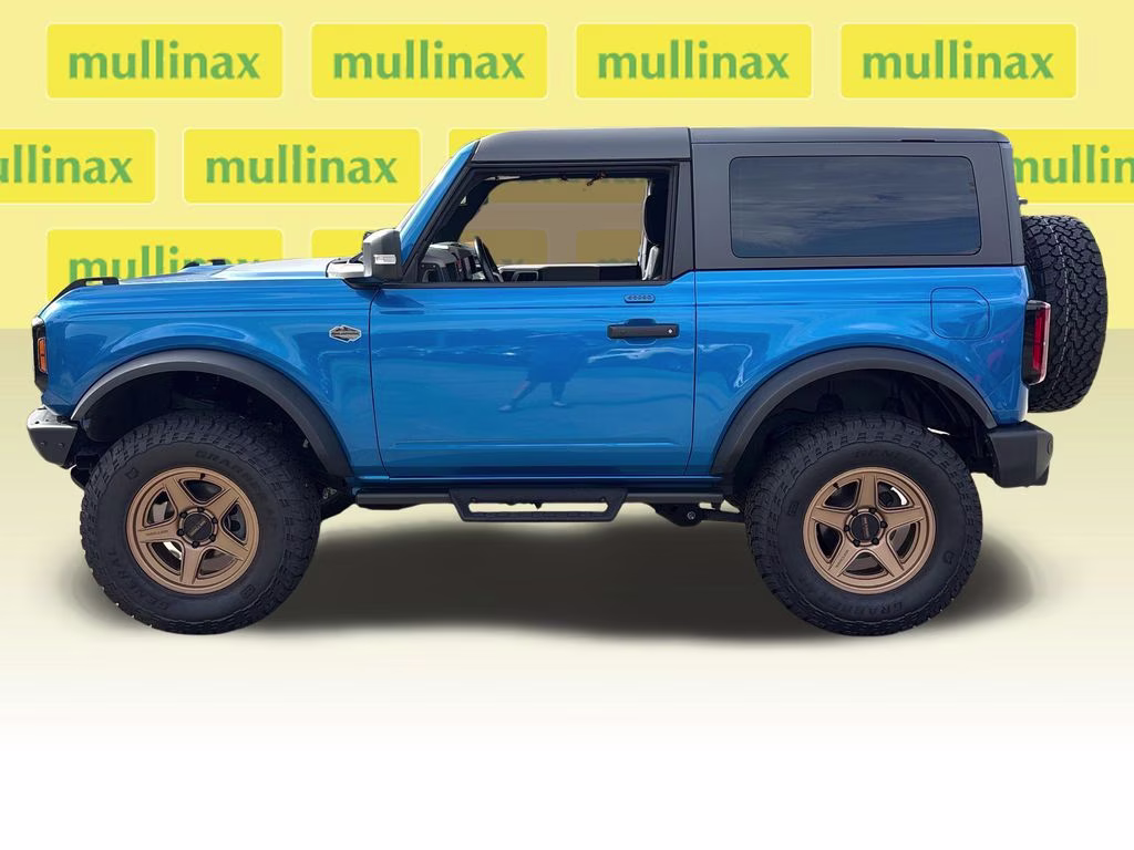 2023 Velocity Blue Metallic Ford Bronco Wildtrak 4X4 SUV