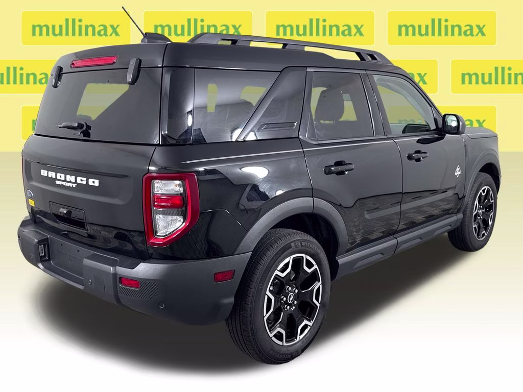 2025 Shadow Black Ford Bronco Sport Outer Banks 4X4 SUV