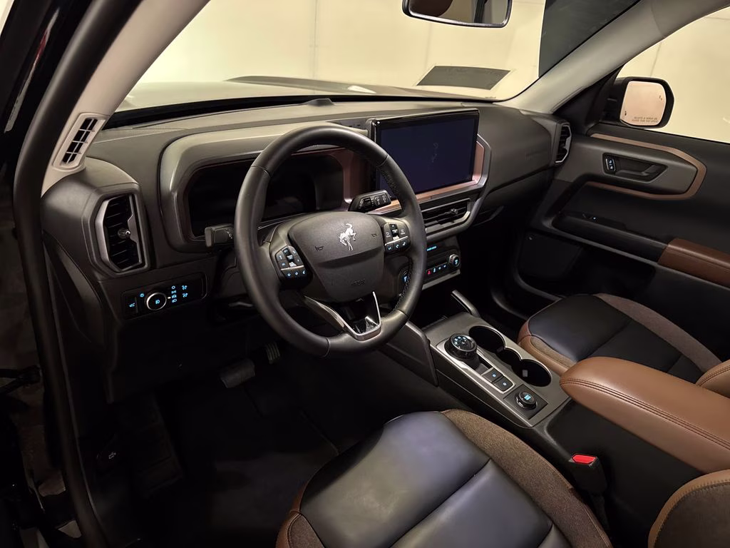 2025 Shadow Black Ford Bronco Sport Outer Banks 4X4 SUV