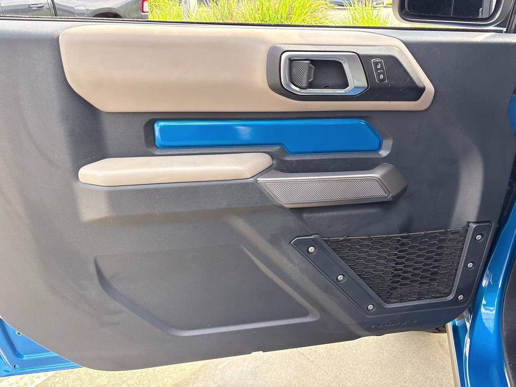 2023 Velocity Blue Metallic Ford Bronco Wildtrak 4X4 SUV