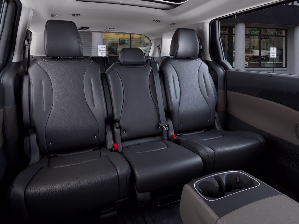 2026 Ivory Silver Kia Carnival Hybrid SX FWD Van