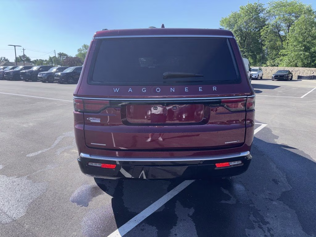 2022 Velvet Red Pearlcoat Jeep Wagoneer Series II 4X4 SUV