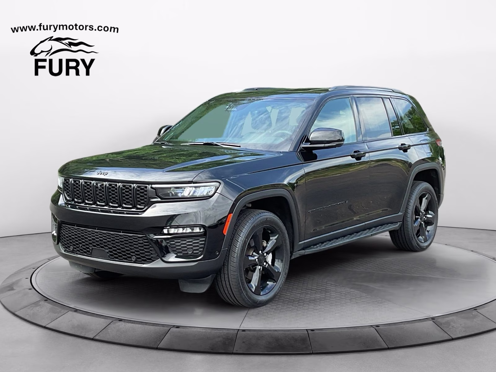 2024 Diamond Black Crystal Pearlcoat Jeep Grand Cherokee Limited 4X4 SUV