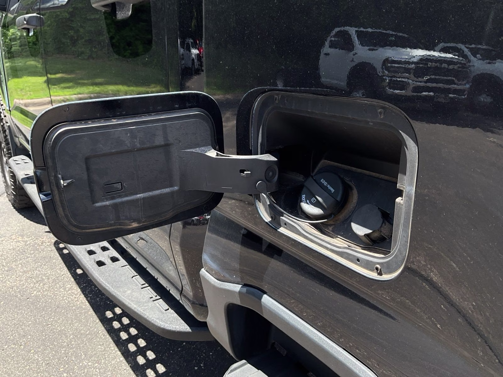 2024 Black Metallic Ford Super Duty F-250 SRW XLT 4X4 Truck