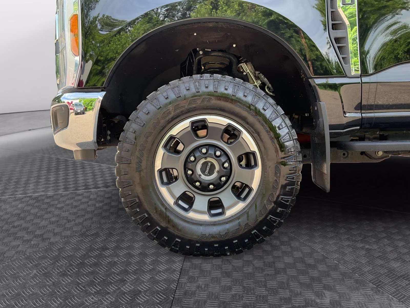 2024 Black Metallic Ford Super Duty F-250 SRW XLT 4X4 Truck