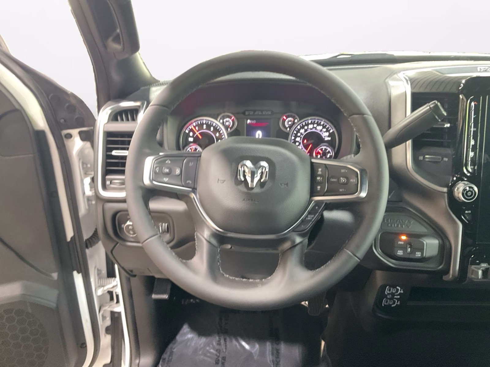 2025 Bright White Clearcoat Ram 2500 Big Horn 4X4 Truck