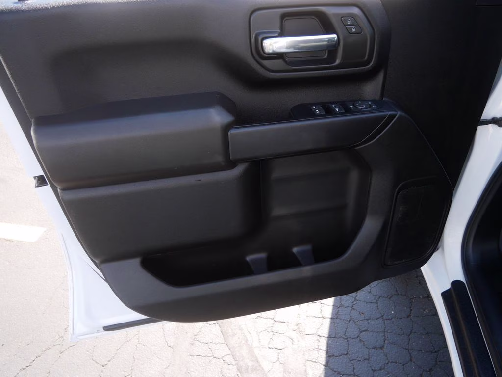 2024 White GMC Sierra 2500HD Pro 4X4 Truck