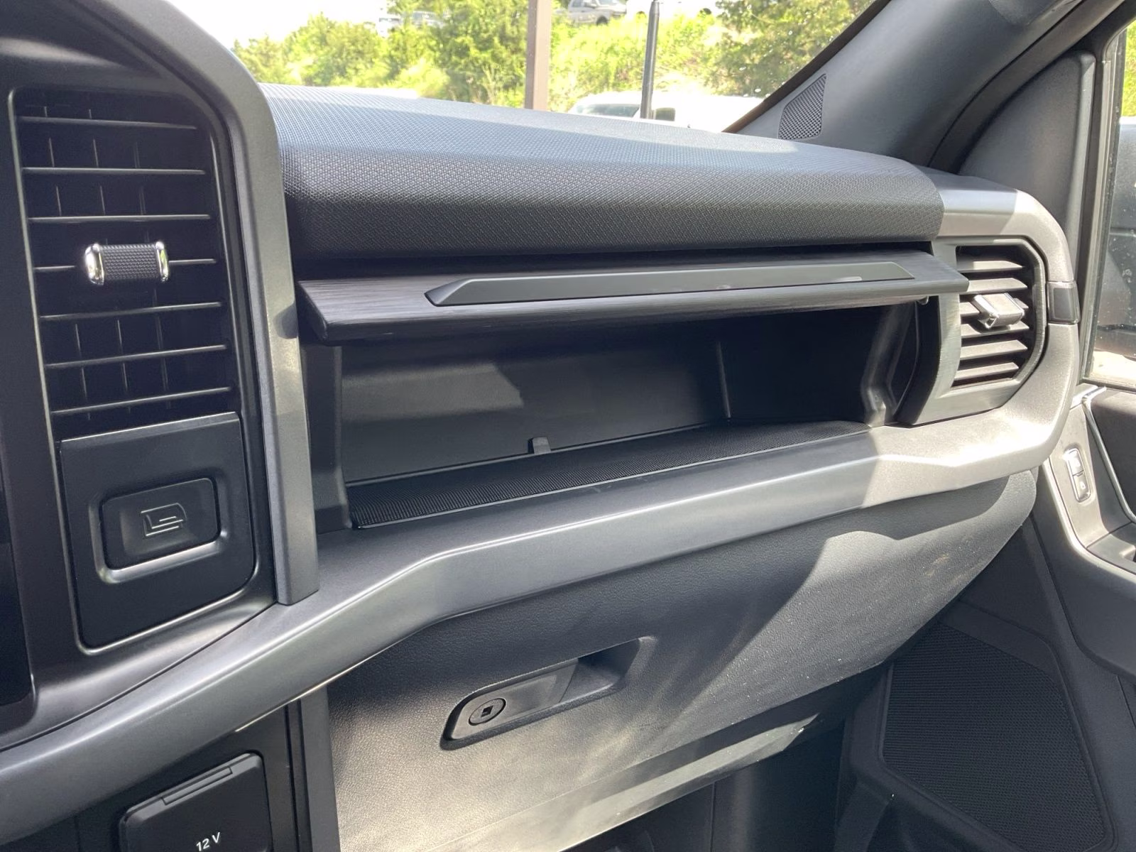 2025 Gray Ford F-150 XLT 4X4 Truck