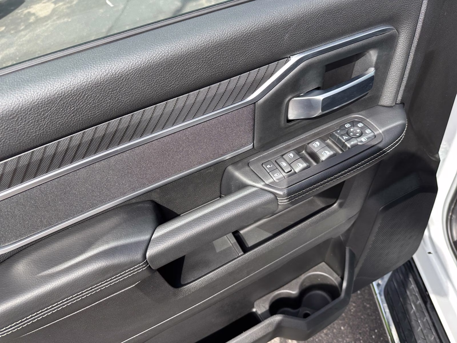2025 Bright White Clearcoat Ram 2500 Big Horn 4X4 Truck
