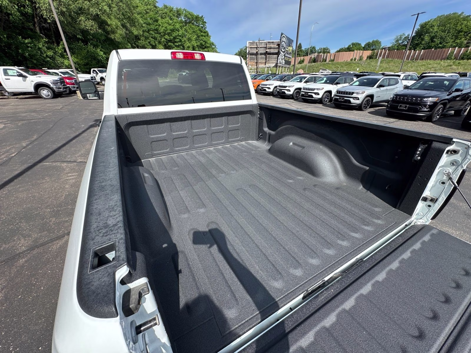 2025 Bright White Clearcoat Ram 2500 Big Horn 4X4 Truck