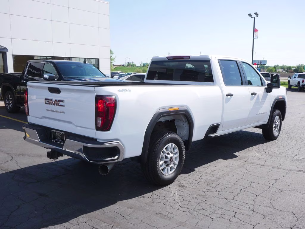 2024 White GMC Sierra 2500HD Pro 4X4 Truck