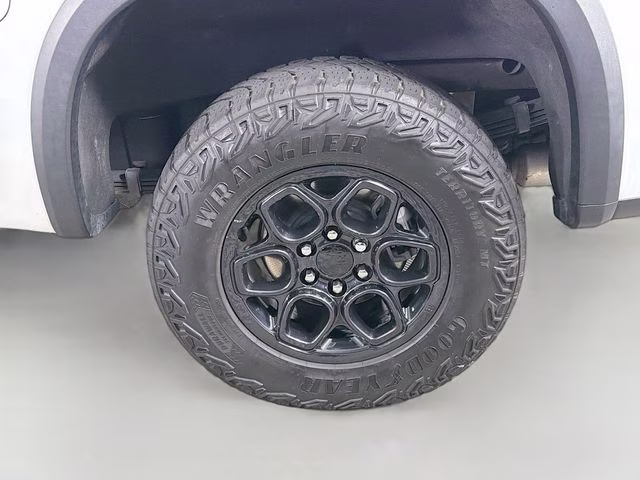 2023 Summit White Chevrolet Silverado 1500 ZR2 4X4 Truck