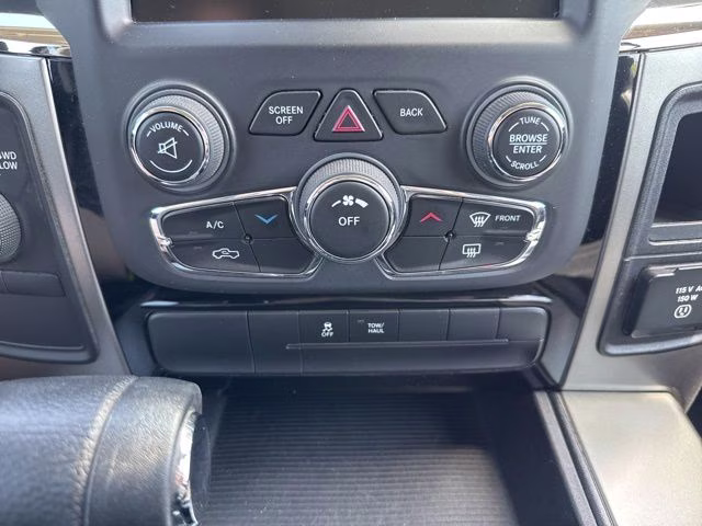 2013 Copperhead Pearlcoat Ram 1500 Sport 4X4 Truck