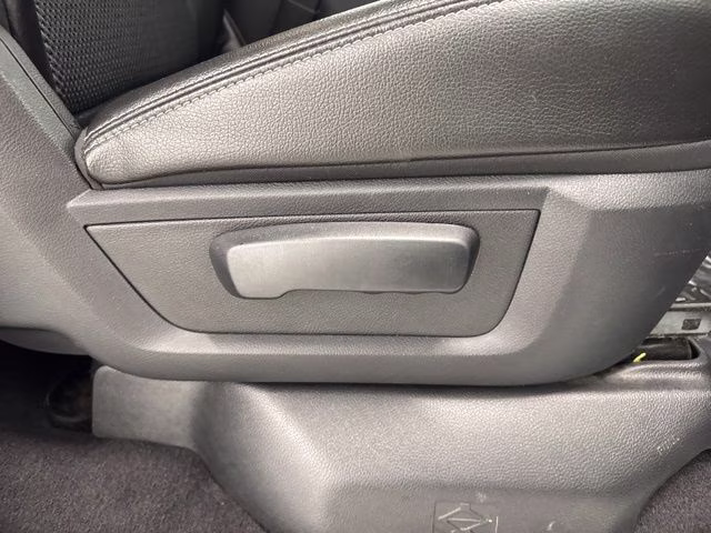 2013 Copperhead Pearlcoat Ram 1500 Sport 4X4 Truck