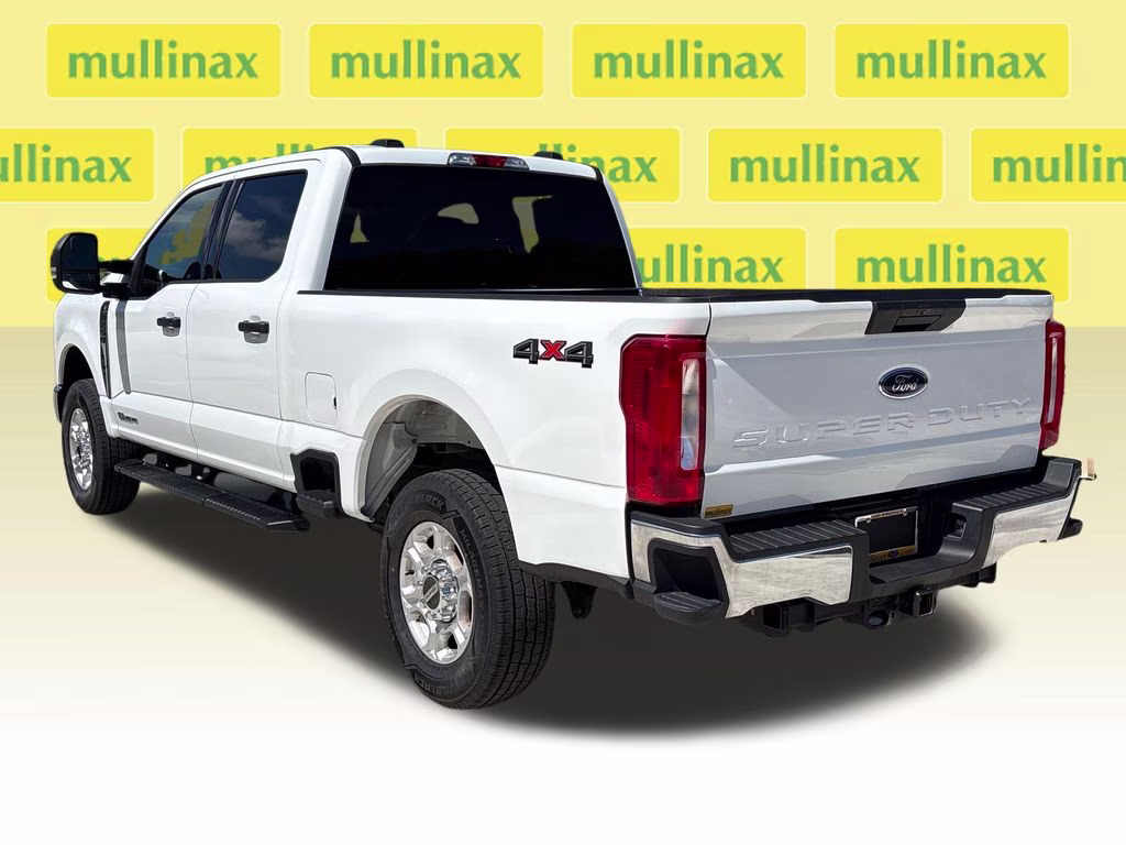 2025 Oxford White Ford Super Duty F-250 SRW XLT 4X4 Truck
