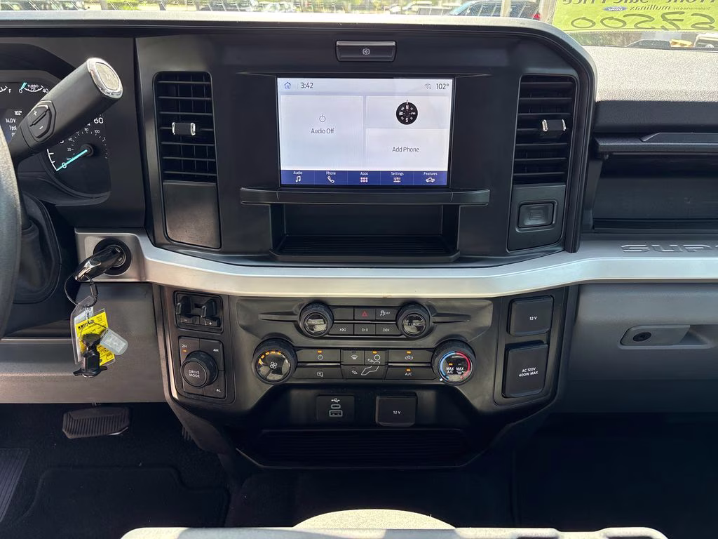 2025 Oxford White Ford Super Duty F-250 SRW XLT 4X4 Truck