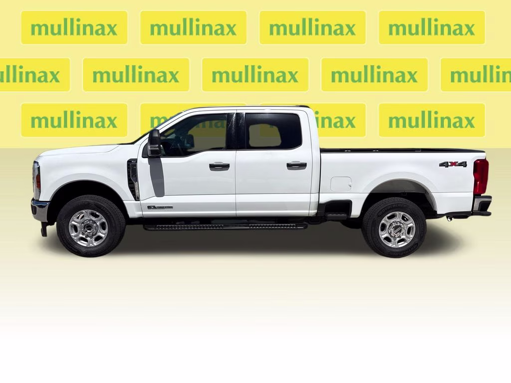 2025 Oxford White Ford Super Duty F-250 SRW XLT 4X4 Truck