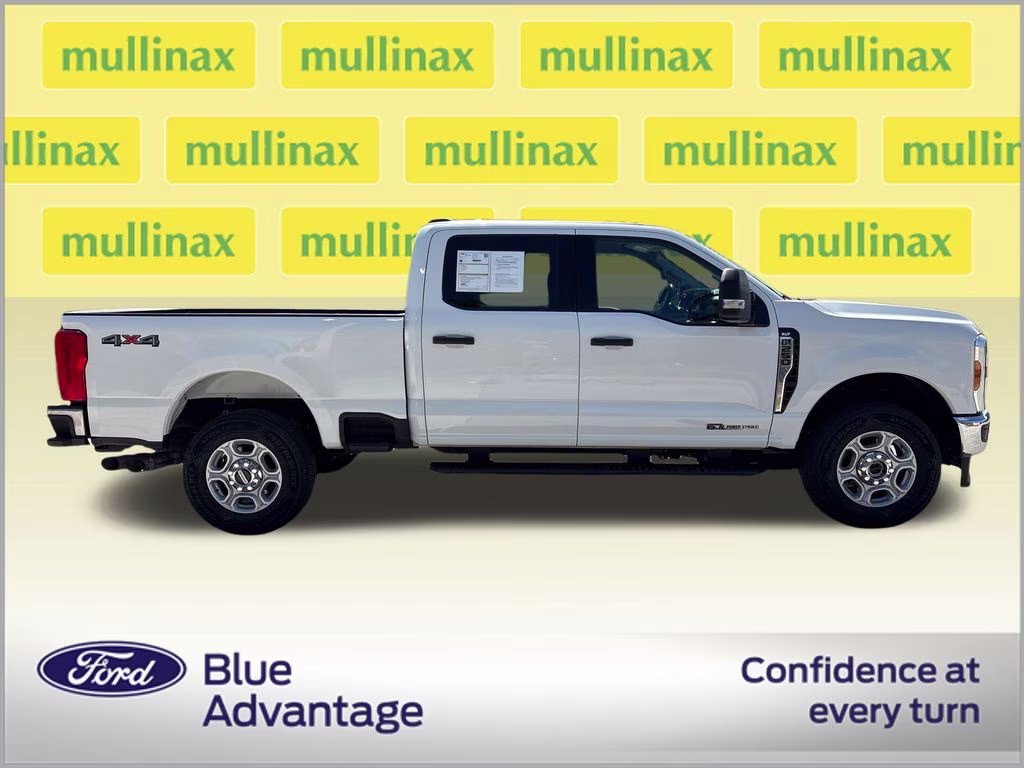2025 Oxford White Ford Super Duty F-250 SRW XLT 4X4 Truck