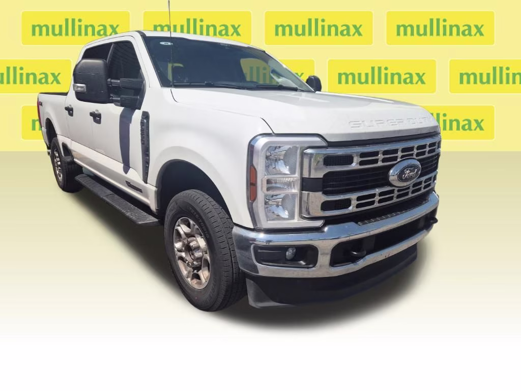 2025 Oxford White Ford Super Duty F-250 SRW XLT 4X4 Truck