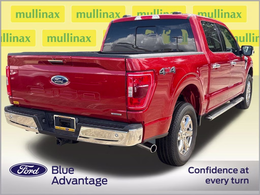2023 Chili Pepper Red Ford F-150 XLT 4X4 Truck