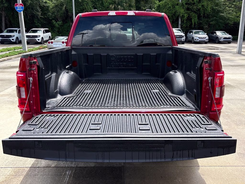 2023 Chili Pepper Red Ford F-150 XLT 4X4 Truck