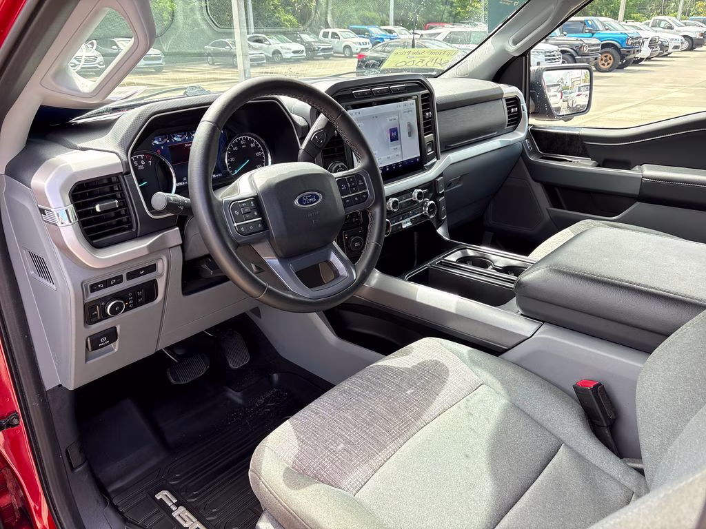 2023 Chili Pepper Red Ford F-150 XLT 4X4 Truck