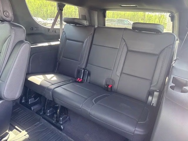 2023 Volcanic Red Tintcoat GMC Yukon XL Denali 4X4 SUV