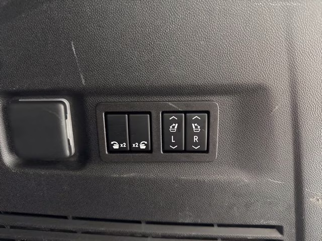 2023 Volcanic Red Tintcoat GMC Yukon XL Denali 4X4 SUV