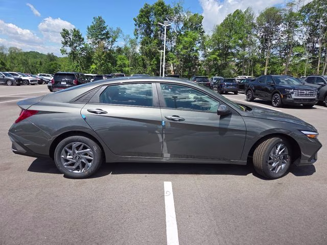 2026 Amazon Gray Hyundai Elantra Hybrid Blue FWD Sedan