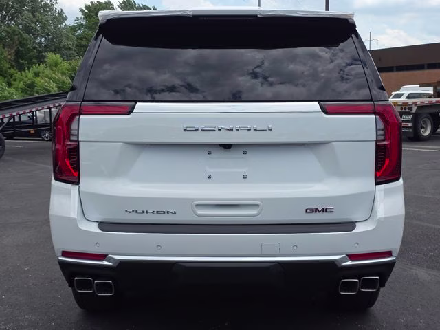 2026 Summit White GMC Yukon Denali 4X4 SUV