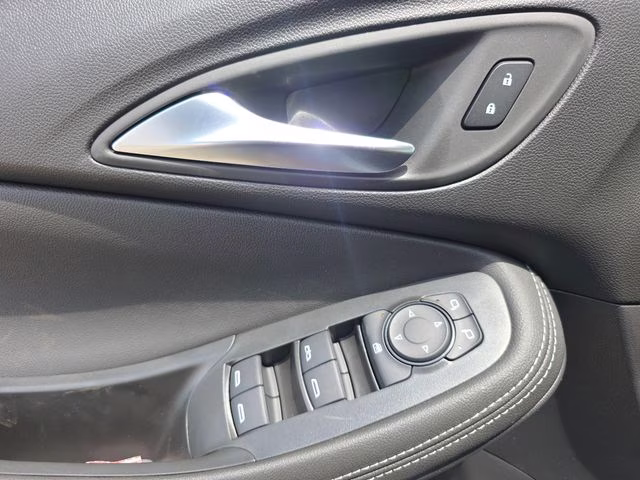 2026 Summit White Buick Encore GX Preferred AWD SUV